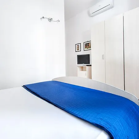 Residenza Maxima 3* Roma