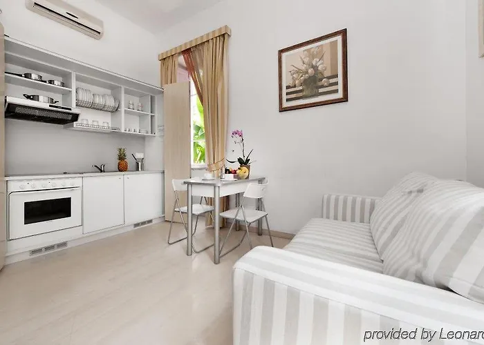 Residenza Maxima Aparthotel