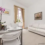 Residenza Maxima Rome