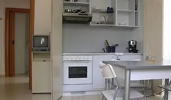 Residenza Maxima מלון דירות