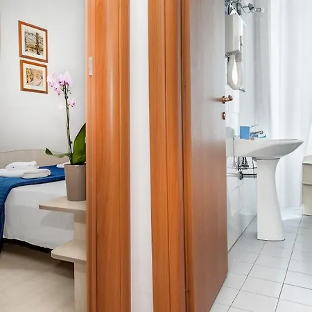 Residenza Maxima 3* ローマ