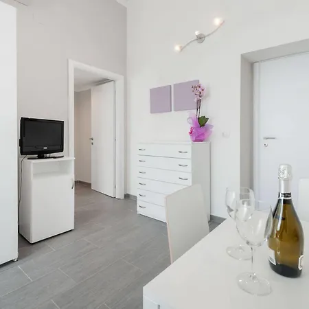Residenza Maxima מלון דירות