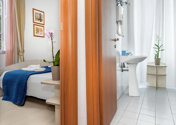 Residenza Maxima 3* Roma